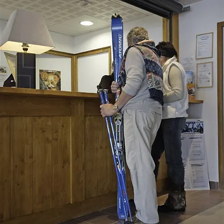 Le Hameau Du Puy Hotel