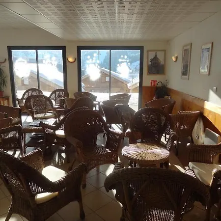 Hotel Le Hameau Du Puy Les Cypieres